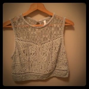 Green lacy crop top Medium